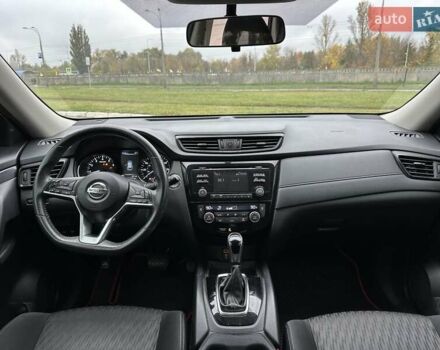Серый Ниссан Rogue, объемом двигателя 2.49 л и пробегом 162 тыс. км за 11700 $, фото 16 на Automoto.ua
