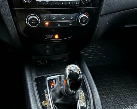 Сірий Ніссан Rogue, об'ємом двигуна 2.49 л та пробігом 79 тис. км за 13200 $, фото 12 на Automoto.ua