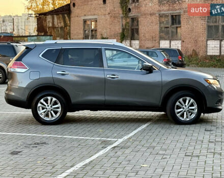 Серый Ниссан Rogue, объемом двигателя 2.49 л и пробегом 83 тыс. км за 12500 $, фото 25 на Automoto.ua