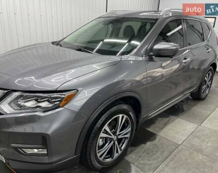 Серый Ниссан Rogue, объемом двигателя 2.49 л и пробегом 140 тыс. км за 16500 $, фото 1 на Automoto.ua