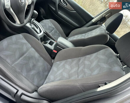 Сірий Ніссан Rogue, об'ємом двигуна 2.49 л та пробігом 135 тис. км за 12000 $, фото 24 на Automoto.ua