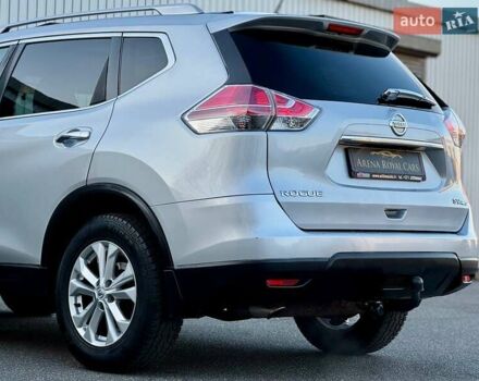 Серый Ниссан Rogue, объемом двигателя 2.5 л и пробегом 113 тыс. км за 13500 $, фото 14 на Automoto.ua