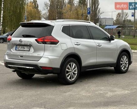 Серый Ниссан Rogue, объемом двигателя 2.49 л и пробегом 162 тыс. км за 11700 $, фото 4 на Automoto.ua