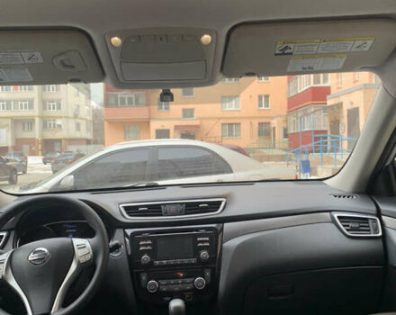 Серый Ниссан Rogue, объемом двигателя 2.5 л и пробегом 190 тыс. км за 14800 $, фото 6 на Automoto.ua