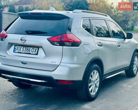 Серый Ниссан Rogue, объемом двигателя 2.49 л и пробегом 190 тыс. км за 12200 $, фото 7 на Automoto.ua