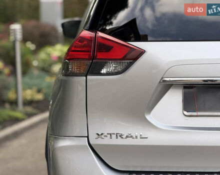 Серый Ниссан Rogue, объемом двигателя 2.5 л и пробегом 162 тыс. км за 12900 $, фото 17 на Automoto.ua