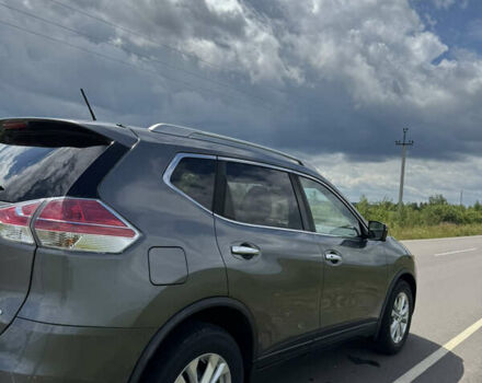Серый Ниссан Rogue, объемом двигателя 2.49 л и пробегом 122 тыс. км за 14000 $, фото 11 на Automoto.ua