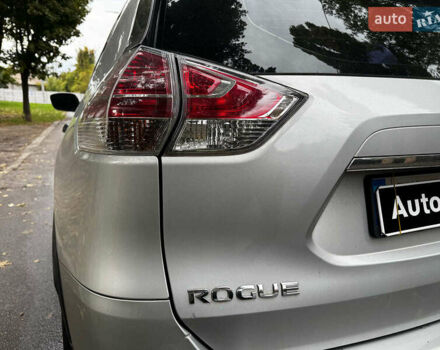 Ниссан Rogue 2016 в Киеве на Automoto.ua Серый Ниссан Rogue, объемом двигателя 2.5 л и пробегом 260 тыс. км за 10740 $, фото 7 на Automoto.ua