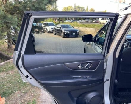 Серый Ниссан Rogue, объемом двигателя 2.5 л и пробегом 112 тыс. км за 12700 $, фото 15 на Automoto.ua