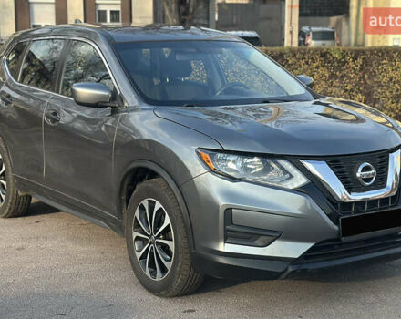 Серый Ниссан Rogue, объемом двигателя 2.49 л и пробегом 206 тыс. км за 12999 $, фото 5 на Automoto.ua