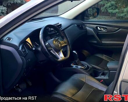 Серый Ниссан Rogue, объемом двигателя 2.5 л и пробегом 165 тыс. км за 13500 $, фото 9 на Automoto.ua