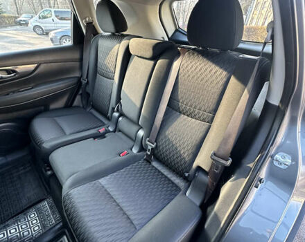 Серый Ниссан Rogue, объемом двигателя 2.49 л и пробегом 206 тыс. км за 12999 $, фото 26 на Automoto.ua