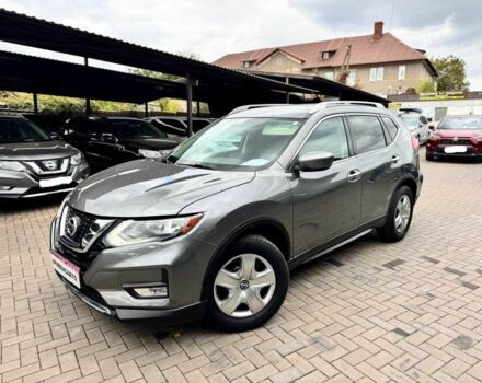 Серый Ниссан Rogue, объемом двигателя 2.5 л и пробегом 161 тыс. км за 13200 $, фото 4 на Automoto.ua