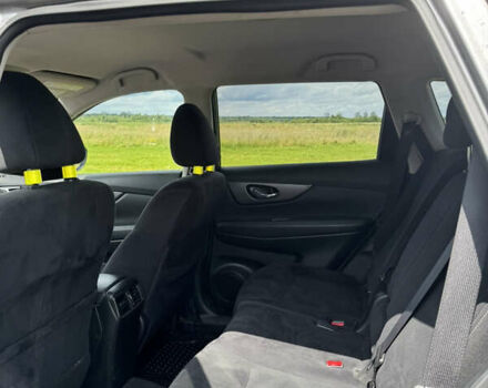 Серый Ниссан Rogue, объемом двигателя 2.49 л и пробегом 122 тыс. км за 14000 $, фото 17 на Automoto.ua