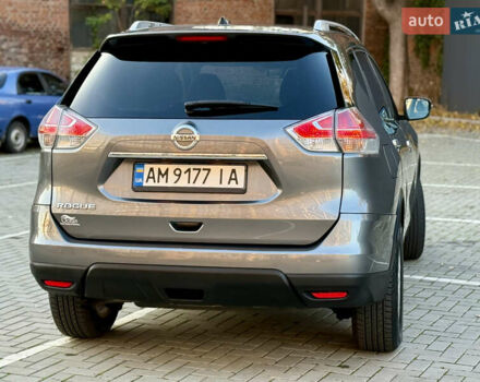 Серый Ниссан Rogue, объемом двигателя 2.49 л и пробегом 83 тыс. км за 12500 $, фото 19 на Automoto.ua