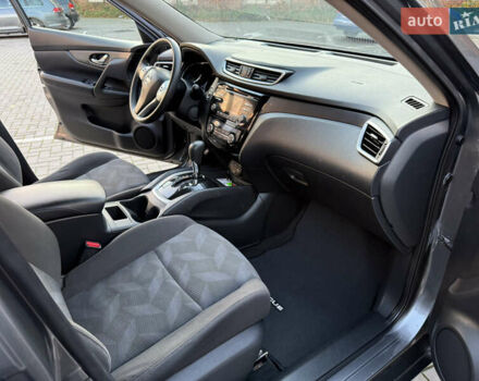 Серый Ниссан Rogue, объемом двигателя 2.49 л и пробегом 83 тыс. км за 12500 $, фото 44 на Automoto.ua