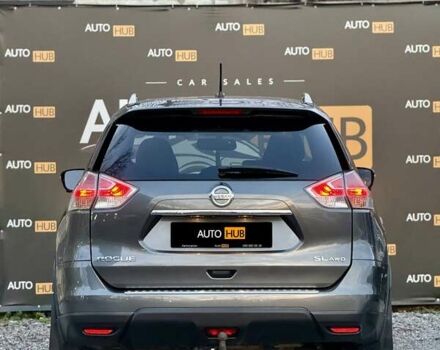 Серый Ниссан Rogue, объемом двигателя 2.5 л и пробегом 92 тыс. км за 14500 $, фото 4 на Automoto.ua