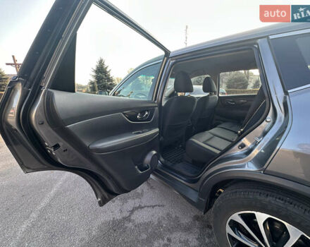 Серый Ниссан Rogue, объемом двигателя 2.49 л и пробегом 206 тыс. км за 12999 $, фото 17 на Automoto.ua