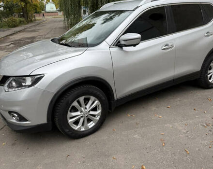 Серый Ниссан Rogue, объемом двигателя 2.49 л и пробегом 172 тыс. км за 13500 $, фото 6 на Automoto.ua