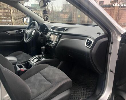 Серый Ниссан Rogue, объемом двигателя 2.5 л и пробегом 148 тыс. км за 12990 $, фото 22 на Automoto.ua