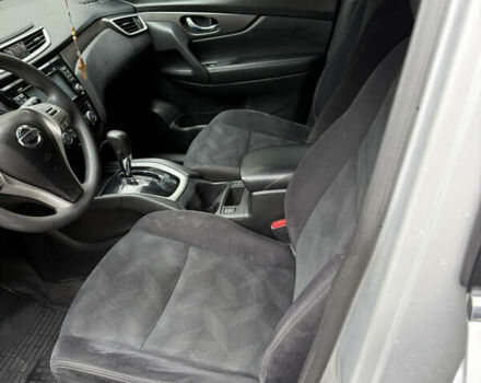 Серый Ниссан Rogue, объемом двигателя 2.49 л и пробегом 172 тыс. км за 13500 $, фото 13 на Automoto.ua