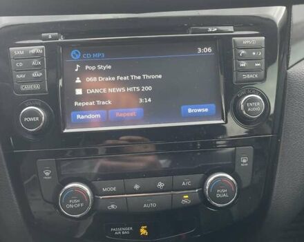 Серый Ниссан Rogue, объемом двигателя 2.49 л и пробегом 120 тыс. км за 13750 $, фото 6 на Automoto.ua