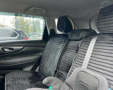 Серый Ниссан Rogue, объемом двигателя 2.5 л и пробегом 165 тыс. км за 14400 $, фото 21 на Automoto.ua