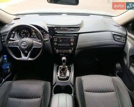 Сірий Ніссан Rogue, об'ємом двигуна 2.5 л та пробігом 170 тис. км за 12800 $, фото 28 на Automoto.ua