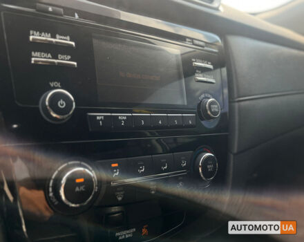 Серый Ниссан Rogue, объемом двигателя 2.5 л и пробегом 132 тыс. км за 12700 $, фото 20 на Automoto.ua