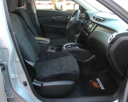 Сірий Ніссан Rogue, об'ємом двигуна 2.5 л та пробігом 105 тис. км за 12500 $, фото 17 на Automoto.ua