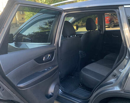 Сірий Ніссан Rogue, об'ємом двигуна 2.49 л та пробігом 172 тис. км за 11300 $, фото 8 на Automoto.ua