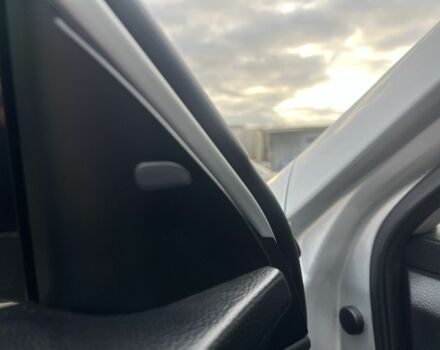 Серый Ниссан Rogue, объемом двигателя 2.5 л и пробегом 150 тыс. км за 13999 $, фото 10 на Automoto.ua