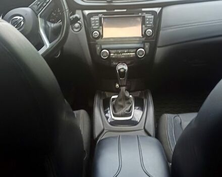 Серый Ниссан Rogue, объемом двигателя 2.5 л и пробегом 74 тыс. км за 16000 $, фото 7 на Automoto.ua