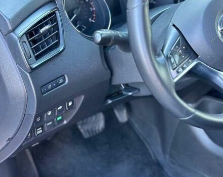 Серый Ниссан Rogue, объемом двигателя 2.49 л и пробегом 160 тыс. км за 16200 $, фото 19 на Automoto.ua