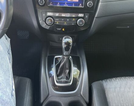 Ніссан Rogue 2017 у Хмельницькому на Automoto.ua Сірий Ніссан Rogue, об'ємом двигуна 2.5 л та пробігом 162 тис. км за 12800 $, фото 7 на Automoto.ua