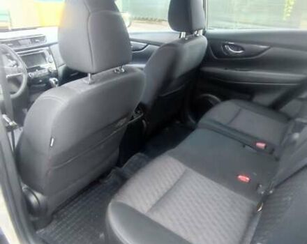 Сірий Ніссан Rogue, об'ємом двигуна 2.49 л та пробігом 160 тис. км за 13500 $, фото 8 на Automoto.ua