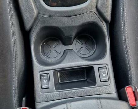 Серый Ниссан Rogue, объемом двигателя 2.5 л и пробегом 209 тыс. км за 14500 $, фото 13 на Automoto.ua