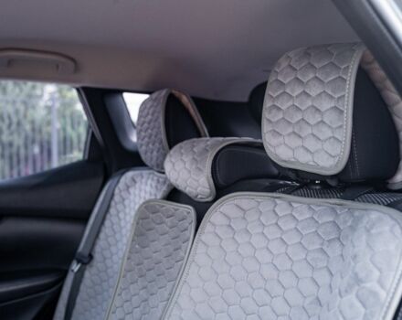 Сірий Ніссан Rogue, об'ємом двигуна 2 л та пробігом 97 тис. км за 357 $, фото 4 на Automoto.ua