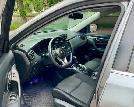 Серый Ниссан Rogue, объемом двигателя 2.49 л и пробегом 167 тыс. км за 15900 $, фото 7 на Automoto.ua