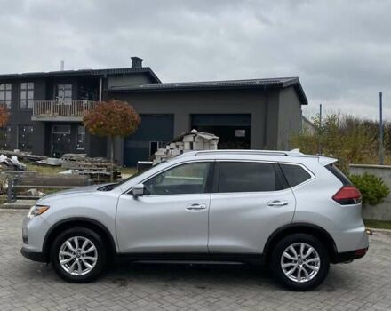 Серый Ниссан Rogue, объемом двигателя 2.5 л и пробегом 137 тыс. км за 10999 $, фото 3 на Automoto.ua