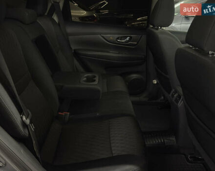 Серый Ниссан Rogue, объемом двигателя 2 л и пробегом 132 тыс. км за 16999 $, фото 20 на Automoto.ua