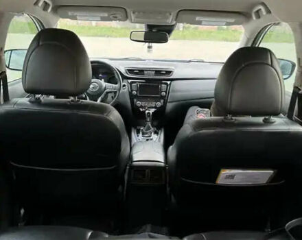 Серый Ниссан Rogue, объемом двигателя 2.49 л и пробегом 160 тыс. км за 15000 $, фото 10 на Automoto.ua