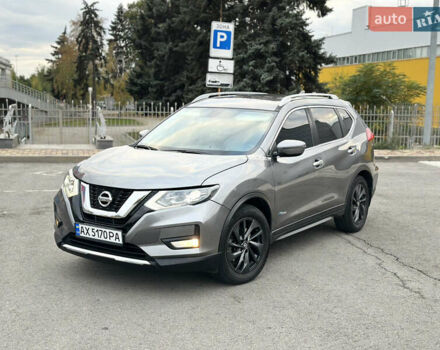 Серый Ниссан Rogue, объемом двигателя 2 л и пробегом 165 тыс. км за 15500 $, фото 1 на Automoto.ua
