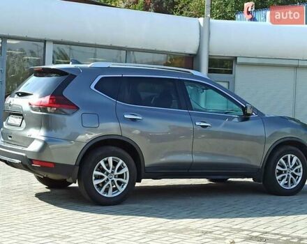 Серый Ниссан Rogue, объемом двигателя 2.5 л и пробегом 150 тыс. км за 14000 $, фото 2 на Automoto.ua