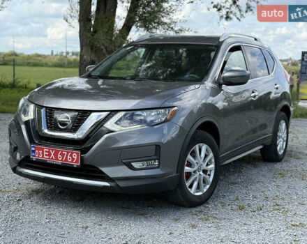 Сірий Ніссан Rogue, об'ємом двигуна 2.5 л та пробігом 100 тис. км за 13500 $, фото 5 на Automoto.ua