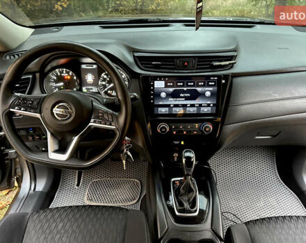 Серый Ниссан Rogue, объемом двигателя 2.49 л и пробегом 180 тыс. км за 13300 $, фото 42 на Automoto.ua