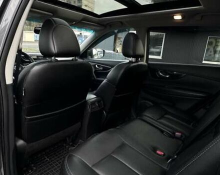 Серый Ниссан Rogue, объемом двигателя 2.5 л и пробегом 82 тыс. км за 17699 $, фото 5 на Automoto.ua