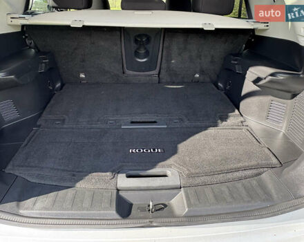 Серый Ниссан Rogue, объемом двигателя 2.49 л и пробегом 119 тыс. км за 14750 $, фото 7 на Automoto.ua