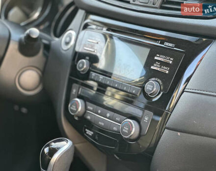 Серый Ниссан Rogue, объемом двигателя 2.5 л и пробегом 85 тыс. км за 14900 $, фото 34 на Automoto.ua