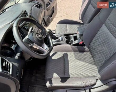 Сірий Ніссан Rogue, об'ємом двигуна 2.5 л та пробігом 100 тис. км за 14500 $, фото 9 на Automoto.ua
